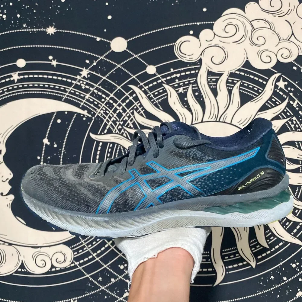 ASICS Gel-Nimbus 23 1011B004 Athletic Sneaker Men's 10.5 Gray Mesh Performances